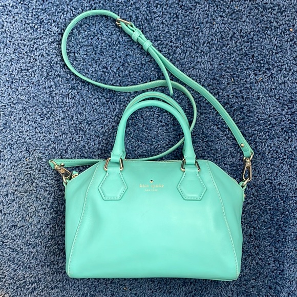 kate spade Handbags - Kate Spade Turquoise Crossbody Purse